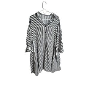 SHEIN Monochrome Striped Shirt